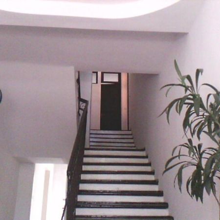 White Guest House باتومي المظهر الخارجي الصورة